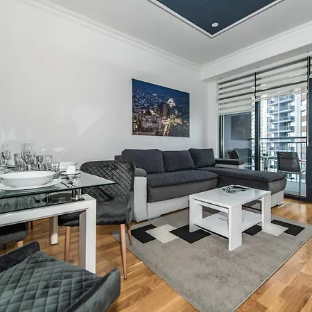 Stylish In Waterfront Apartment Belgrade
